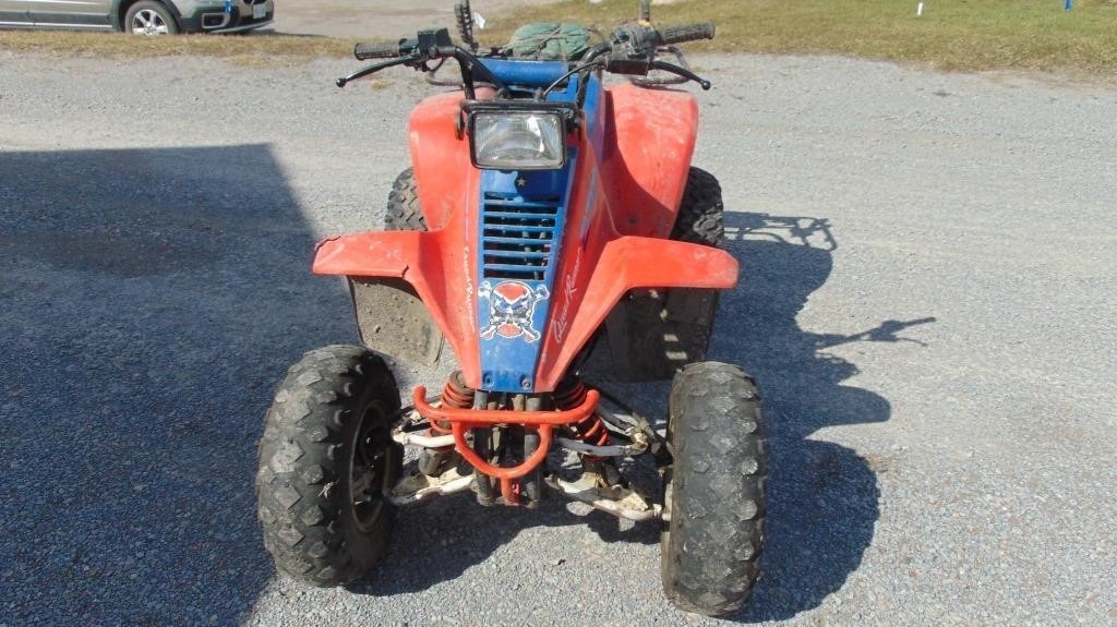 Suzuki 230 Quad Runner ( 4 Wheeler )