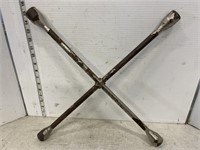 Tire iron