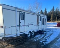 1998 TRAVELAIRE TT290 26' HOLIDAY TRAILER