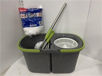 Vileda easywring mop & bucket