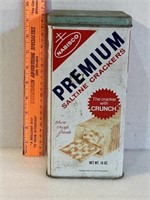 Vintage Nabisco saltine cracker tin