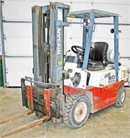 Nissan Optimum 50 Propane Fork Lift -Great Running