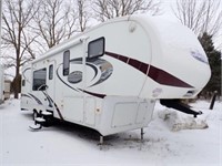 2010 Keystone Montana Mountaineer 295RKD T/A 5th W