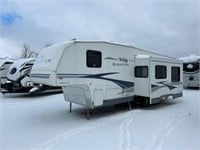 2005 Fleetwood Terry Quantum 295 T/A 5th Wheel 2EA