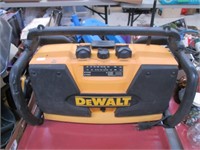 Dewalt Portable Radio w/Battery. Works.