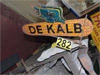 DEKALB, Post Iron 18x8, Dark Red