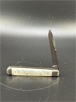 Little Valley, Pearl handle knife