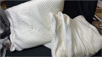2) foam pillows