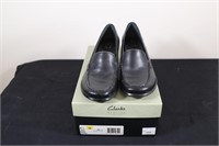 NEW IN BOX. Clarks Shoes Size 8.5