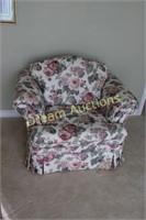 Chair, match lot 2