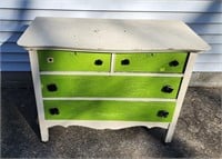 NW) Antique Dresser 4 Drawers Great DIY Project