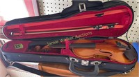 Samuel Eastman 1/2 Sz Violin With Case And Bow.