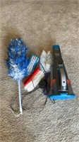 Cordless Black and Decker Dustbuster, cleaning