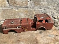 (3) PARTS AND PIECES OF OLD VTG. STEEL TOYS