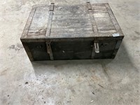 Vintage trunk / box