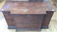 Cedar chest, good hinged lid, entirely made of