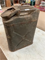 US Metal Jerry can