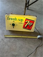 Fresh up with 7- UP electric clock light - works