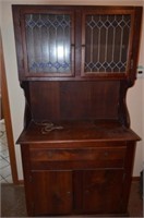 Leaded Glass, Lighted Hutch