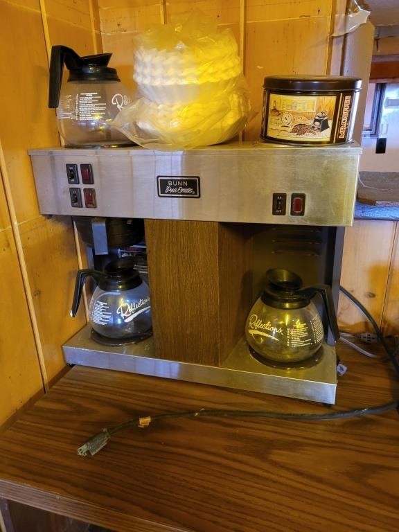 Commercial Bunn Pour-omatic Coffee Maker