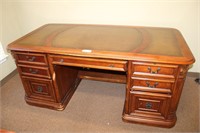 7 Drawer Wooden Office Desk