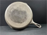 Wagner Ware 11 3/4” Cast Iron Skillet No.10
