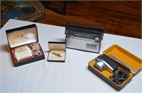 Mixed lot of older electric items