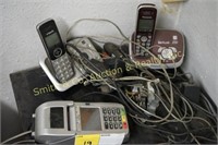 2 PHONES AND CREDIT CARD MACHINE
