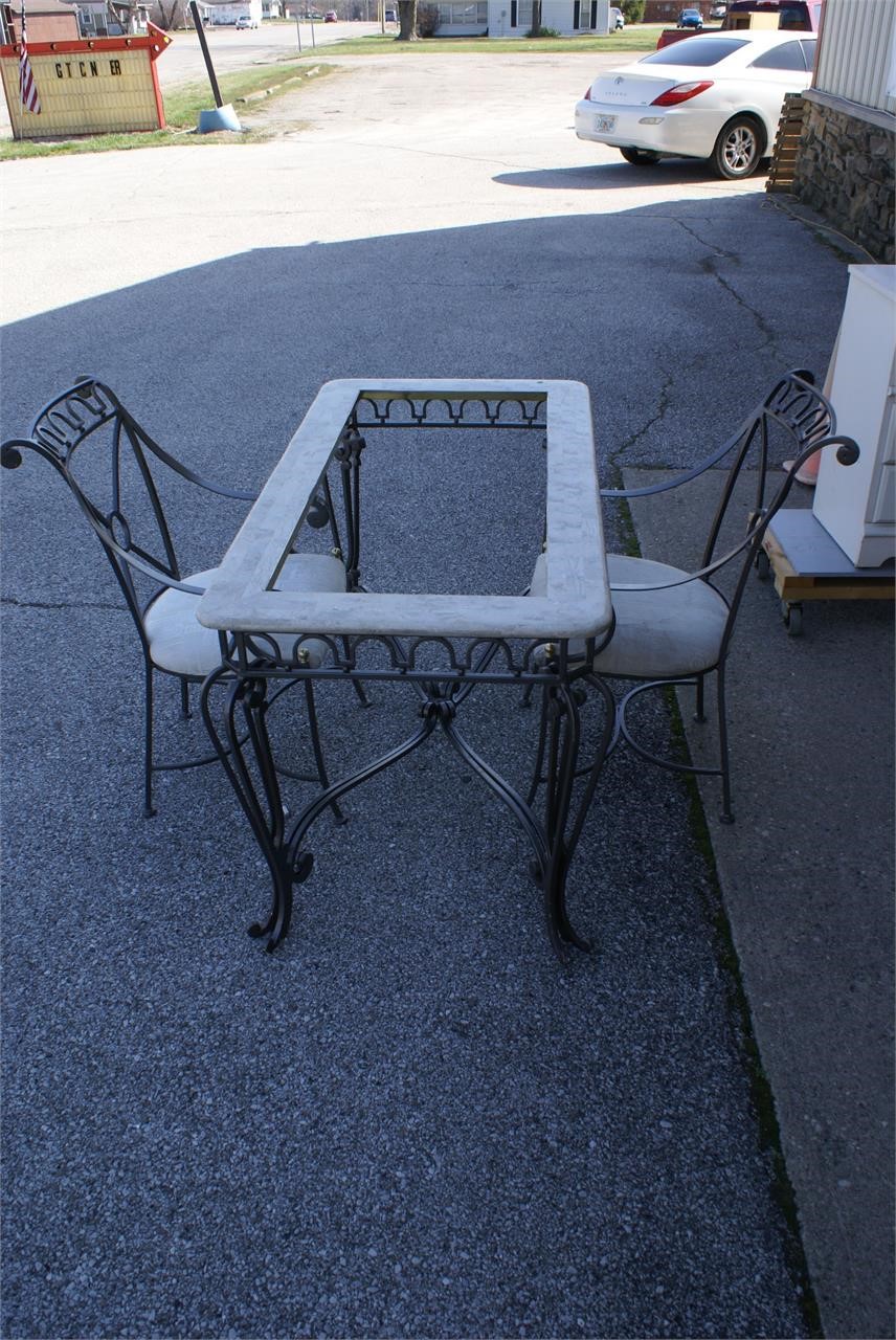 Outdoor Rod Iron Table with (2) Chairs
