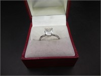 Silver Tone Solitaire Ring Size 8