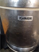 Zojirushi Rice Cooker/Food Warmer
