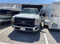 2013 Ford F350 super duty with dump bed