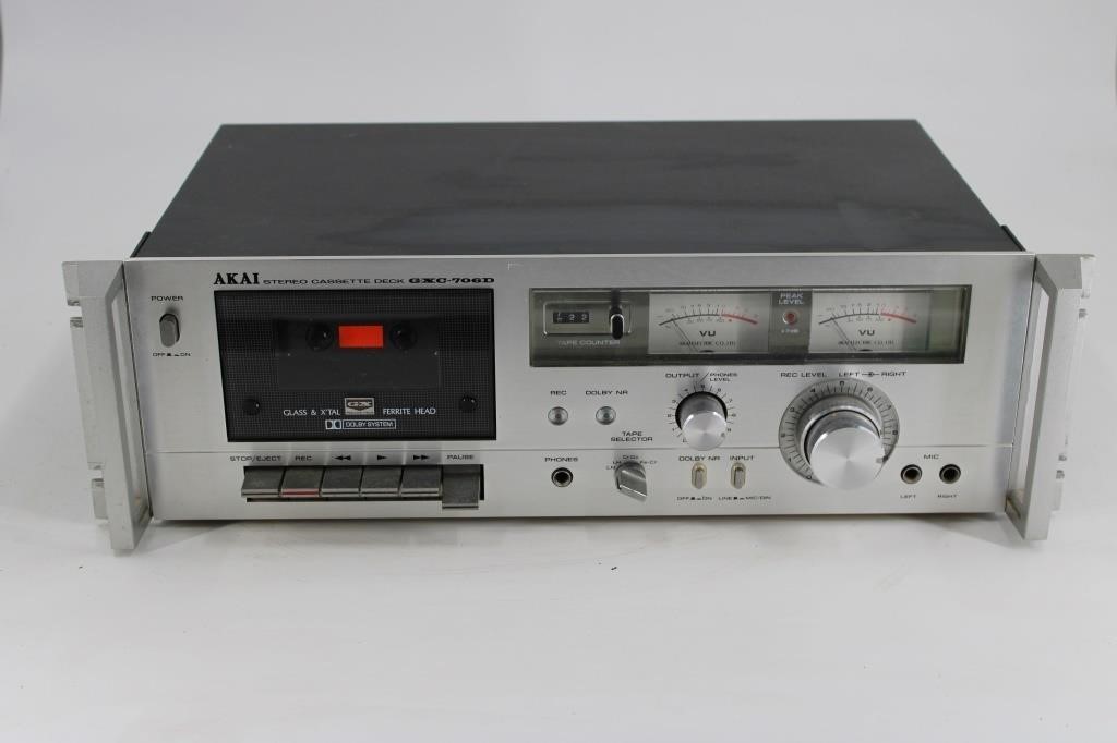 AKAI STEREO CASETTE DECK GXC - 706D