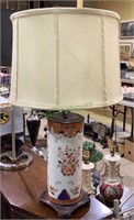 Vintage oriental themed ceramic table lamp with