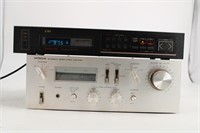 HITACHI H330 AMP & LXI 28924 TUNER