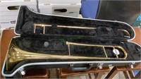 Yamaha brand slide trombone with case w/no mouth