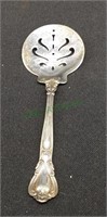 Sterling silver serving piece marked 925 32 g