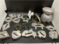 18 METAL COOKIE CUTTERS AND 7 METAL  MOLDS