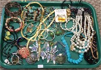 Nice tray lot of vintage and costume jewelry