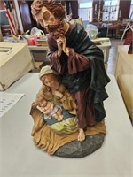 Mary Joesph and baby Jesus statue.