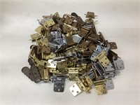 100 PIECES (HINGES AND PLATES)