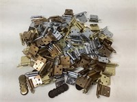 100 PIECES  (HINGES AND PLATES)