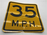 METAL 35 MPH SIGN