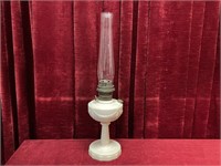 Aladdin 25" Uranium Alacite Glass Oil Lamp - Note