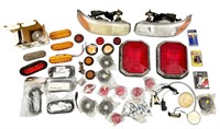 Assorted lot of mostly truck and trailer lighting,