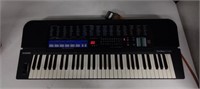 Casio Tone Bank Keyboard CT-670 on Stand