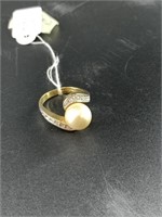 Gold filled ring with faux pearl and glass setting