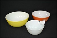 3pcs Pyrex Colors Nesting Mixing Bowls