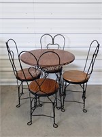 ICE CREAM PARLOUR TABLE + 4 - CHAIRS