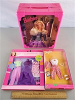 Barbie Clothes & Case